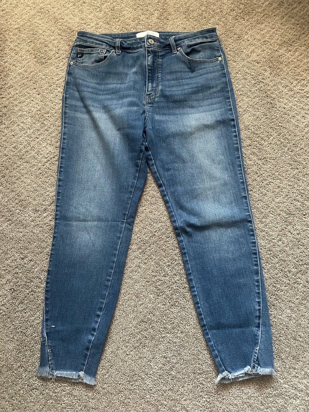 KanCan Zinnia High Rise Ankle Skinny Medium Wash - Size 15/31